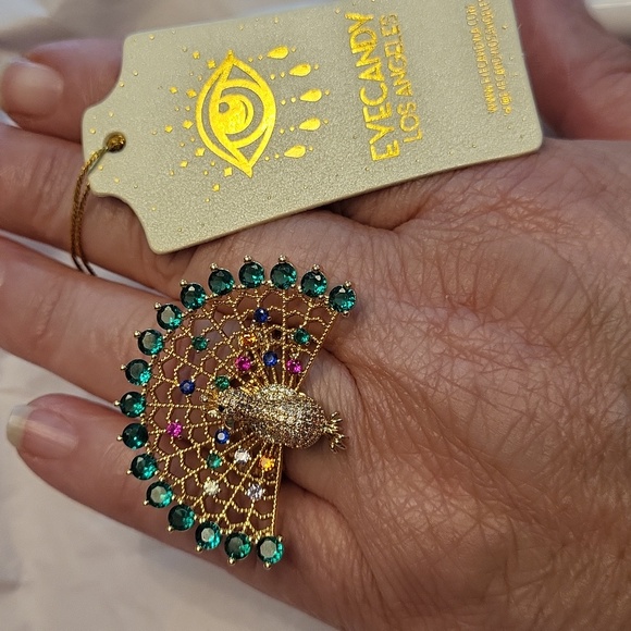 Eye Candy peacock 🦚 adjustable ring - Picture 2 of 6